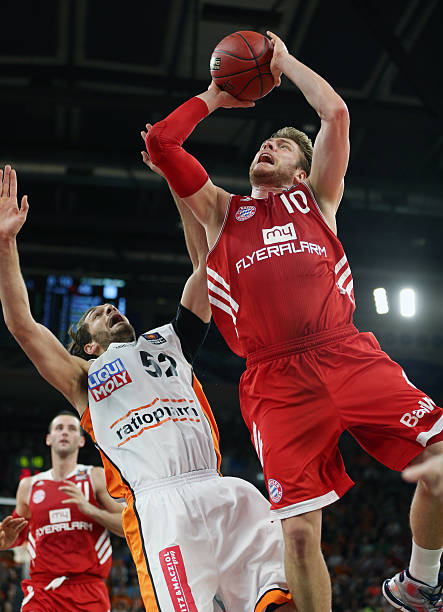 会让搜索引 会让搜索引