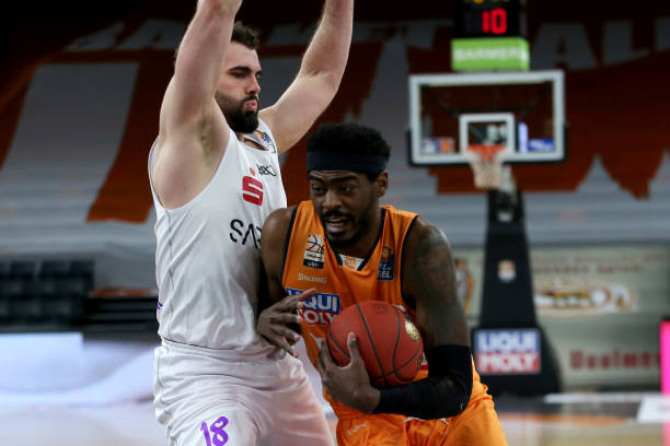 康复团队增 康复团队增