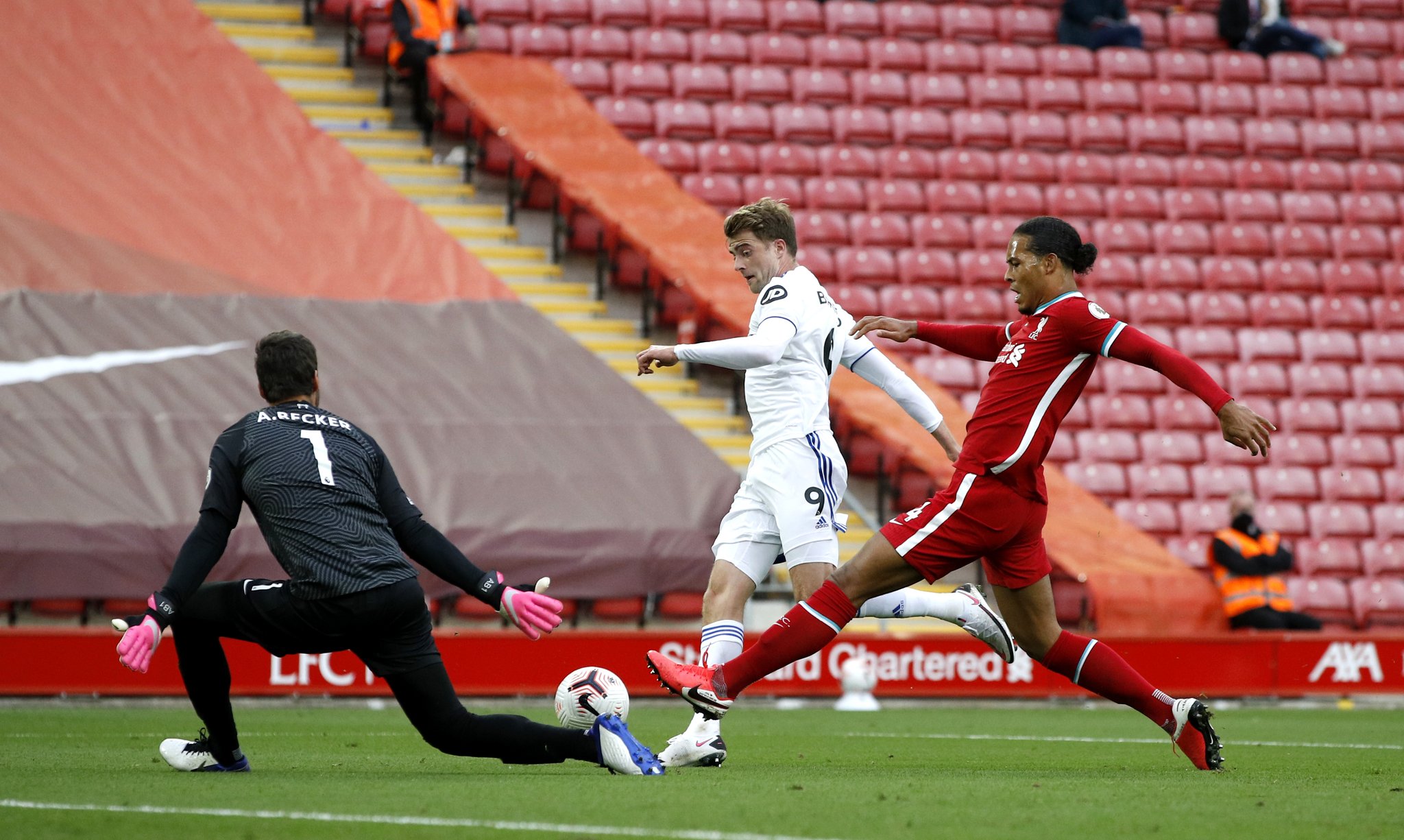 级板凳厚度 级板凳厚度