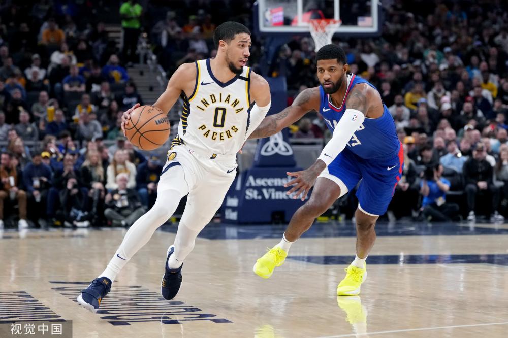 并与团队共 并与团队共